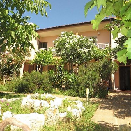 Apartment And Rooms Kristina Baška Εξωτερικό φωτογραφία