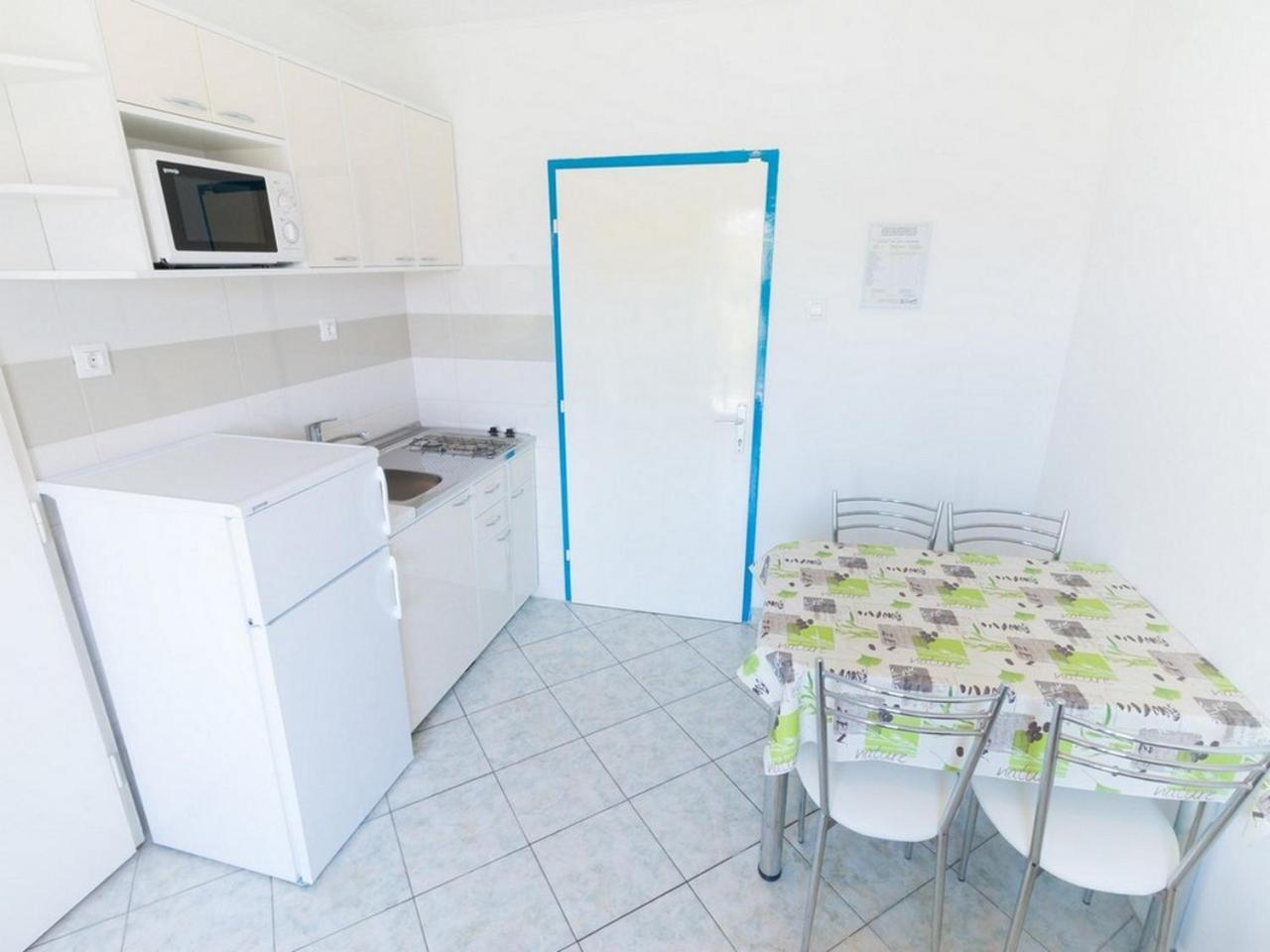 Apartment And Rooms Kristina Baška Εξωτερικό φωτογραφία