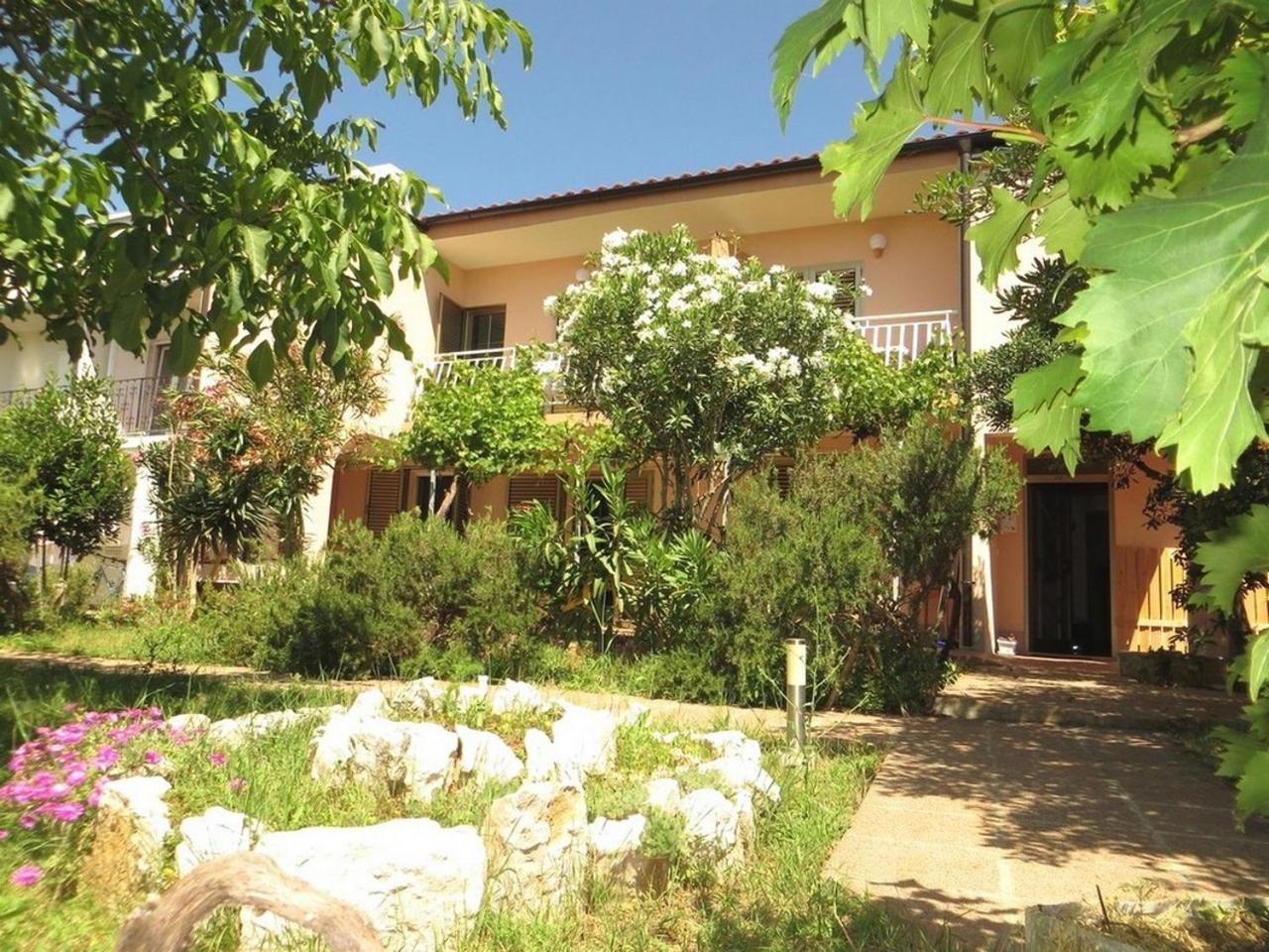 Apartment And Rooms Kristina Baška Εξωτερικό φωτογραφία