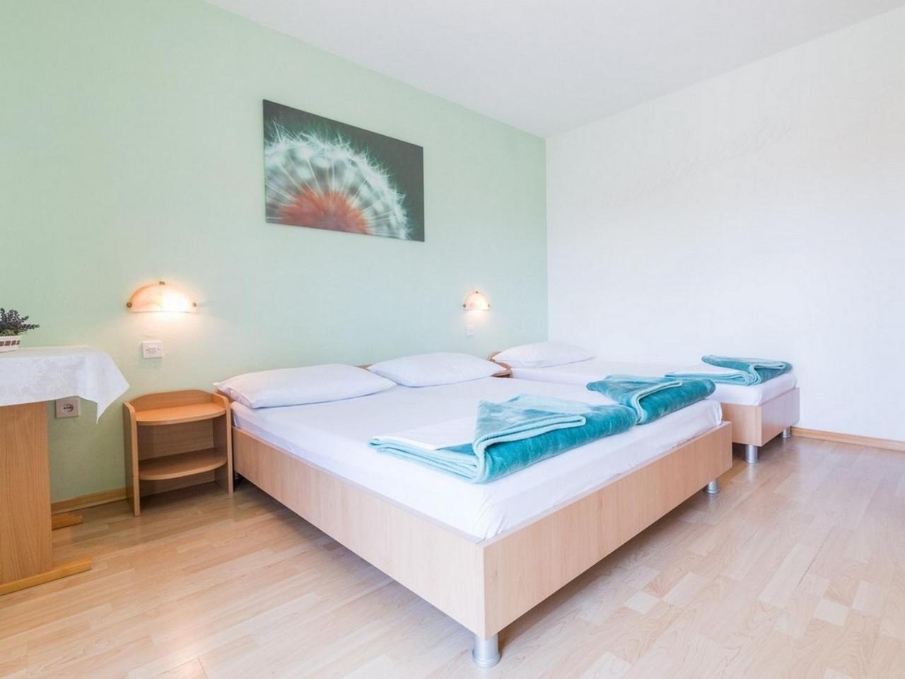 Apartment And Rooms Kristina Baška Εξωτερικό φωτογραφία